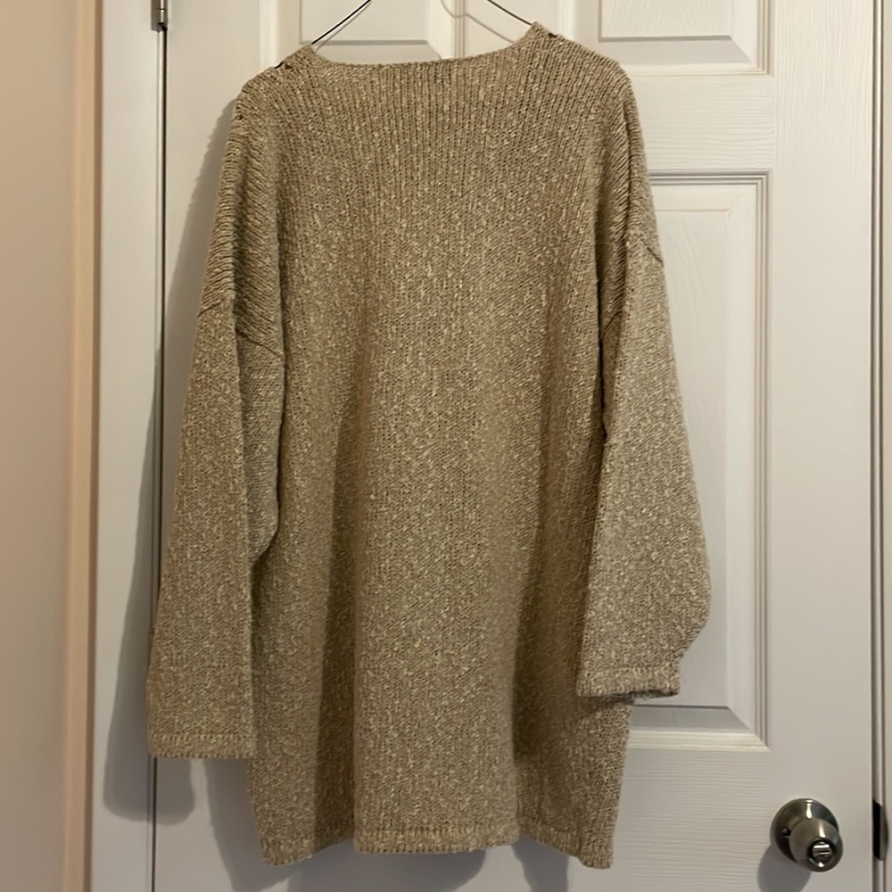 Heritage of Ireland. Size 44” (XL or XXL). Cream, V-neck sweater. Cotton/linen - Picture 6 of 6